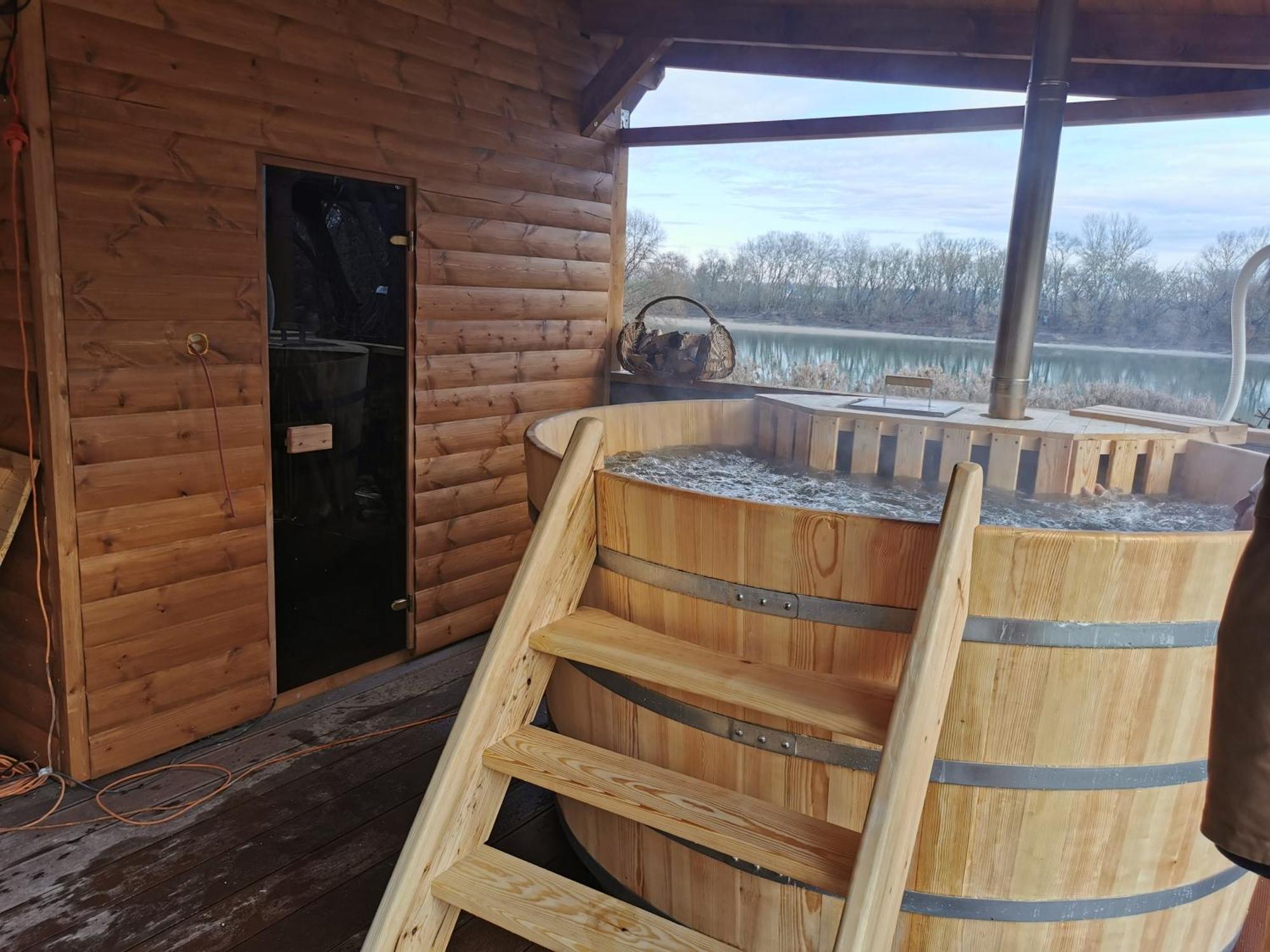 Apartmán Vizparti Apartmanhaz Leanyfalu